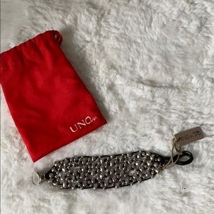 Uno de 50 silver beaded bracelet set in leather